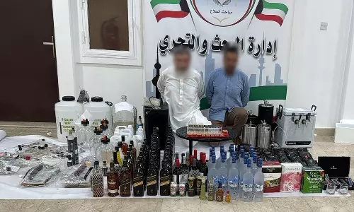 Kuwait: Airline doctor and pilot arrested for illegally possessing alcohol and ammunition without a license