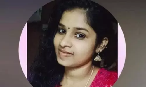 കോഴിക്കോട് മാറാട് യുവതിയെ ഭർതൃവീട്ടിൽ ആത്മഹത്യ ചെയ്ത നിലയിൽ കണ്ടെത്തി
