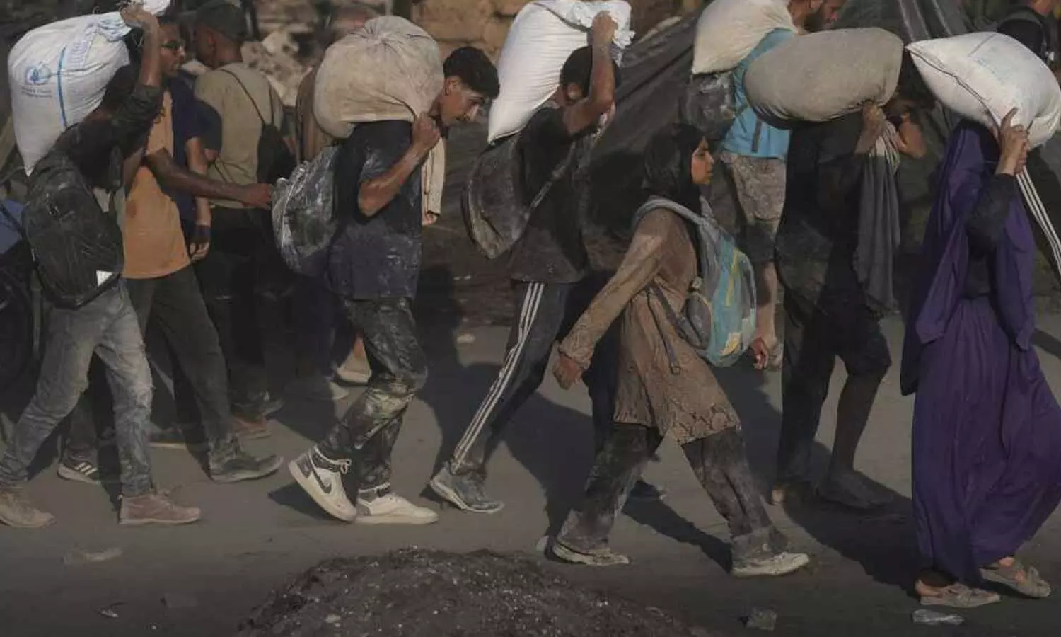 ഗസ്സക്ക് വേണ്ടി ആഗോള സമ്മർദം; ആകാശമാർഗം ഭക്ഷ്യക്കിറ്റ് വിതരണം ചെയ്യാൻ ഇസ്രായേൽ, സഹായം മതിയാകില്ലെന്ന് യുഎന്‍