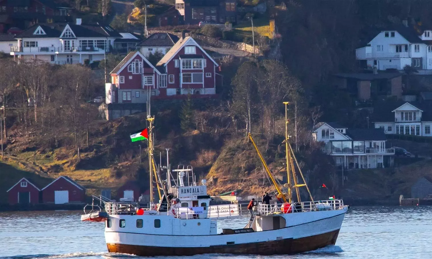 ഗസ്സയിലേക്ക് ഭക്ഷ്യവസ്തുക്കളുമായി പുറപ്പെട്ട ഹൻദല ബോട്ട് ഇസ്രായേൽ തടഞ്ഞു