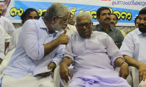 വിഎസിന് ക്യാപിറ്റല്‍ പണിഷ്‌മെന്റ് നല്‍കണമെന്ന് ആലപ്പുഴ സമ്മേളനത്തിലും ആവർത്തിച്ചു സിപിഎം മുൻ എംഎൽഎ കെ.സുരേഷ് കുറുപ്പ്