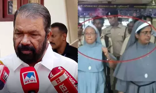 ദീപികയിൽ എഡിറ്റോറിയൽ എഴുതിയിട്ട് അരമനയിൽ കയറി ഒതുങ്ങിയിരുന്ന് പ്രാർഥിച്ചാൽ പ്രശ്നത്തിന് പരിഹാരം കാണുമോ; ബിഷപ്പുമാരെ വിമര്ശിച്ച് മന്ത്രി വി.ശിവന്കുട്ടി ദീപികയിൽ എഡിറ്റോറിയൽ എഴുതിയിട്ട് അരമനയിൽ കയറി ഒതുങ്ങിയിരുന്ന് പ്രാർഥിച്ചാൽ പ്രശ്നത്തിന് പരിഹാരം കാണുമോ; ബിഷപ്പുമാരെ വിമര്ശിച്ച് മന്ത്രി വി.ശിവന്കുട്ടി