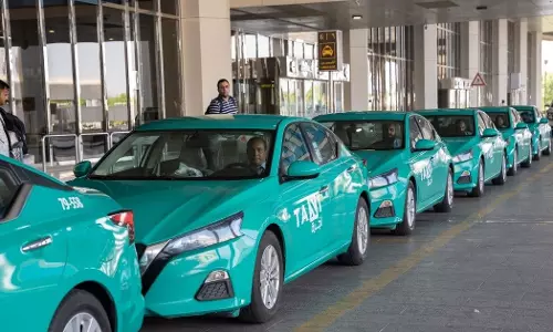 Saudi Arabia tightens action against taxi law violations