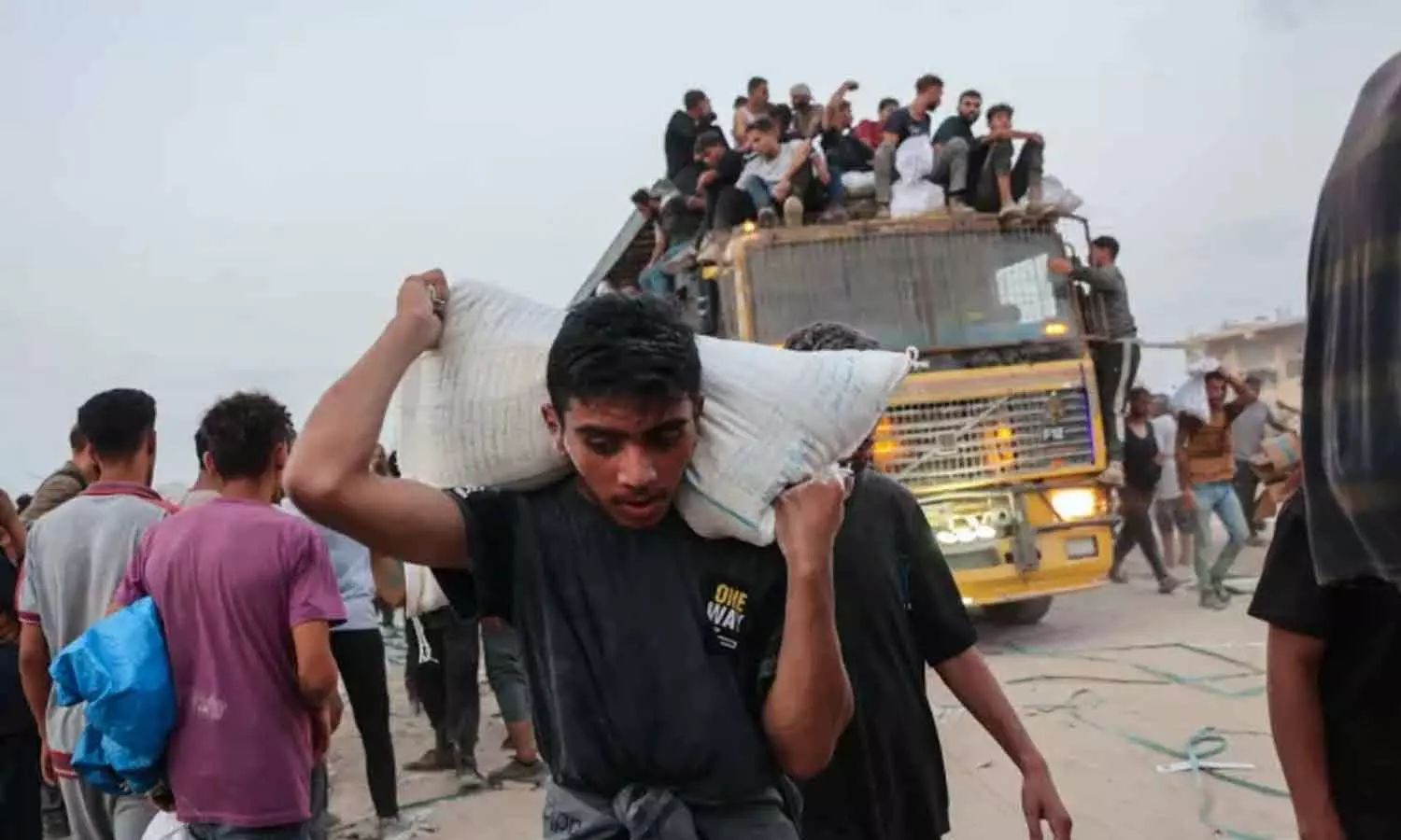 ഗസ്സ വംശഹത്യ:  മരണം 60,000 പിന്നിട്ടു, താത്കാലിക വെടിനിർത്തലിനിടയിലും കൊലപാതകം തുടർന്ന് ഇസ്രായേൽ