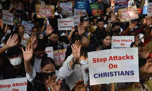 അന്ന് വൈദികർ, ഇന്ന് കന്യാസ്ത്രീകൾ; പൗരന്മാരുടെ മതംതിരയുന്ന ഭീകരത