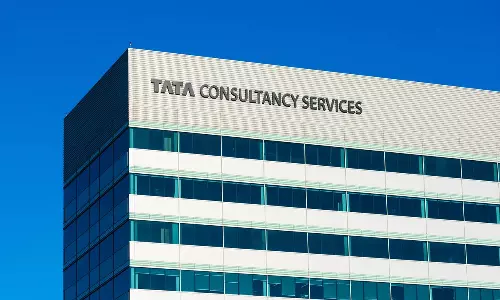 ജീവനക്കാരെ കൂട്ടമായി പിരിച്ചുവിടാനൊരുങ്ങി ഐടി കമ്പനി ടിസിഎസ്