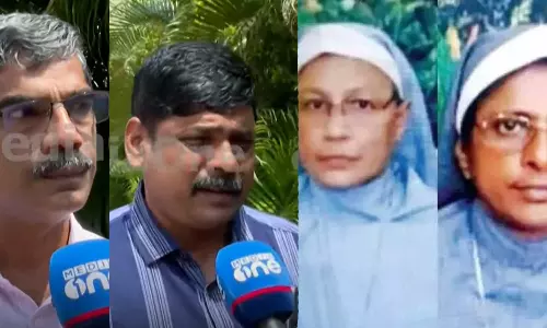 കേസ് മനപ്പൂർവം നീണ്ടിക്കൊണ്ടുപോകുന്നു, അതിന് പിന്നിൽ എന്തോ നടക്കുന്നുണ്ട്; അറസ്റ്റിലായ കന്യാസ്ത്രീകളുടെ സഹോദരന്മാര്‍