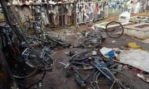 നീതിയുടെ മരണം; മലേഗാവ് സ്ഫോടനക്കേസ് പ്രതികളെ വെറുതെ വിട്ടത് ജനാധിപത്യത്തിനേറ്റ പ്രഹരമെന്ന് മുൻ ബോംബെ ഹൈക്കോടതി ജഡ്ജി