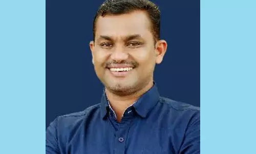 പദ്ധതികളുടെ കരാർ വാഗ്ദാനം ചെയ്ത് 25 കോടി തട്ടി;മലപ്പുറം ജില്ലാ പഞ്ചായത്ത് അംഗം ടി.പി ഹാരിസ് മുംബൈയില് പിടിയിൽ പദ്ധതികളുടെ കരാർ വാഗ്ദാനം ചെയ്ത് 25 കോടി തട്ടി;മലപ്പുറം ജില്ലാ പഞ്ചായത്ത് അംഗം ടി.പി ഹാരിസ് മുംബൈയില് പിടിയിൽ