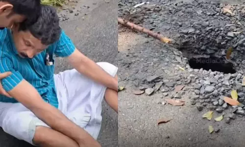 റോഡിലെ കലുങ്ക് ഇടിഞ്ഞുതര്‍ന്നു; പ്രതിഷേധവുമായി റിട്ടയേഡ് പൊലീസുകാരന്‍