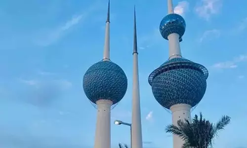 കുവൈത്തിൽ ഓൺലൈൻ തട്ടിപ്പുകൾ വർധിക്കുന്നു; പൗരന്മാർക്കും പ്രവാസികൾക്കും മുന്നറിയിപ്പുമായി അധികൃതർ