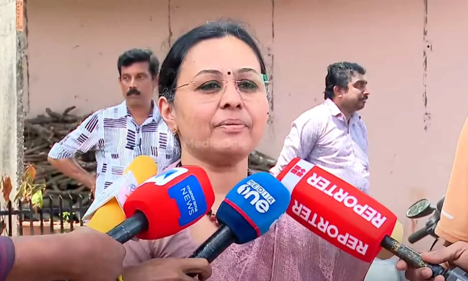 ഡോക്ടർ ഹാരിസിനെ വെറുതെവിടൂ; മാധ്യമങ്ങളെ പഴിച്ച് ആരോഗ്യമന്ത്രി