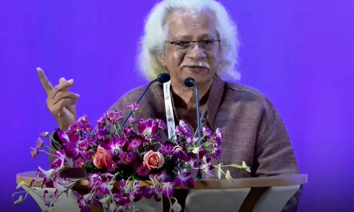 സ്ത്രീയാണെന്നത് കൊണ്ട് മാത്രം സിനിമയെടുക്കാൻ പണം നൽകരുത്;അടൂർ ഗോപാലകൃഷ്ണൻ