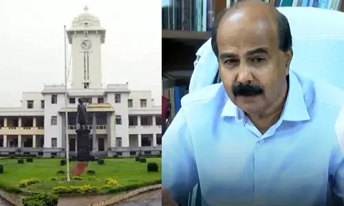 കേരള സർവകലാശാല പ്രതിസന്ധിയിൽ വിട്ടുവീഴ്ചക്ക് തയാറാകാതെ വിസി