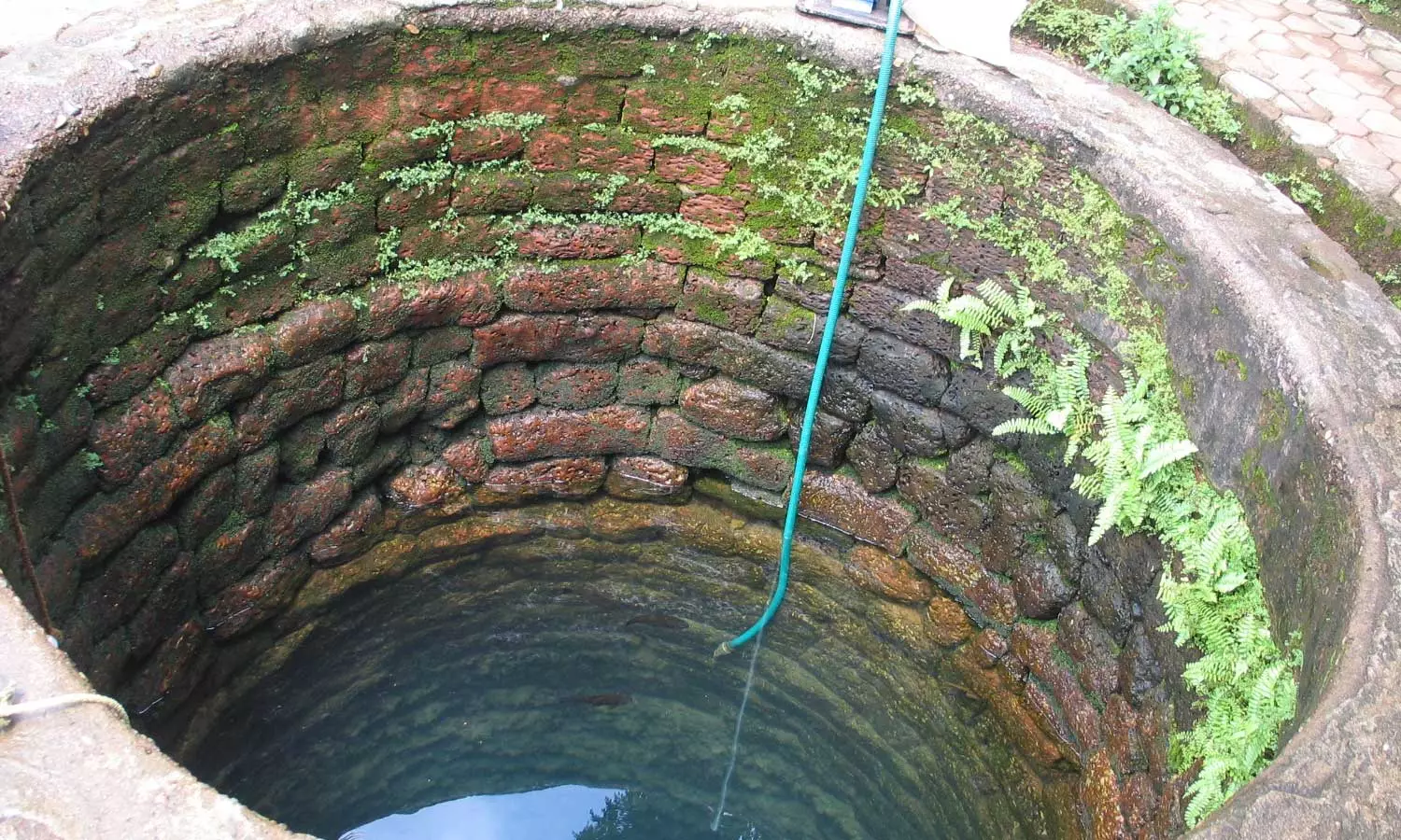 കിണറുകള് എന്തുകൊണ്ട് വൃത്താകൃതിയില്? കിണറുകള് എന്തുകൊണ്ട് വൃത്താകൃതിയില്?