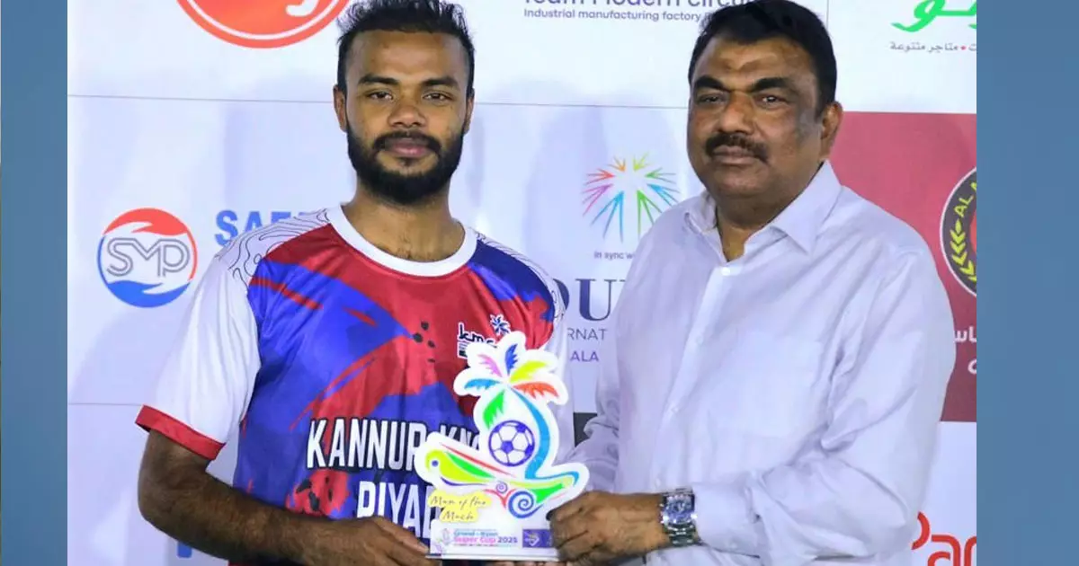 Palakkad District KMCC defeated Thrissur District KMCC in the Grant-Ryan Super Cup organized by the KMCC Central Committee. Palakkad District KMCC defeated Thrissur District KMCC in the Grant-Ryan Super Cup organized by the KMCC Central Committee.
