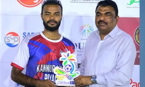Palakkad District KMCC defeated Thrissur District KMCC in the Grant-Ryan Super Cup organized by the KMCC Central Committee. Palakkad District KMCC defeated Thrissur District KMCC in the Grant-Ryan Super Cup organized by the KMCC Central Committee.
