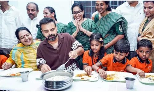 ജയിലിൽ അല്ല, കുട്ടികൾക്കാണ് മികച്ച ഭക്ഷണം നൽകേണ്ടത്-കുഞ്ചാക്കോ ബോബൻ