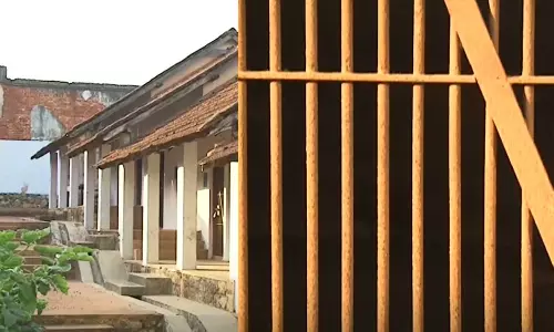 പൂജപ്പുര ജയിലില്‍ നിന്ന് കഞ്ചാവ് കണ്ടെടുത്ത സംഭവം: പൊലീസ് കേസെടുത്തു