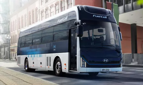 Worlds first hydrogen bus in Saudi Arabia; Test run successful