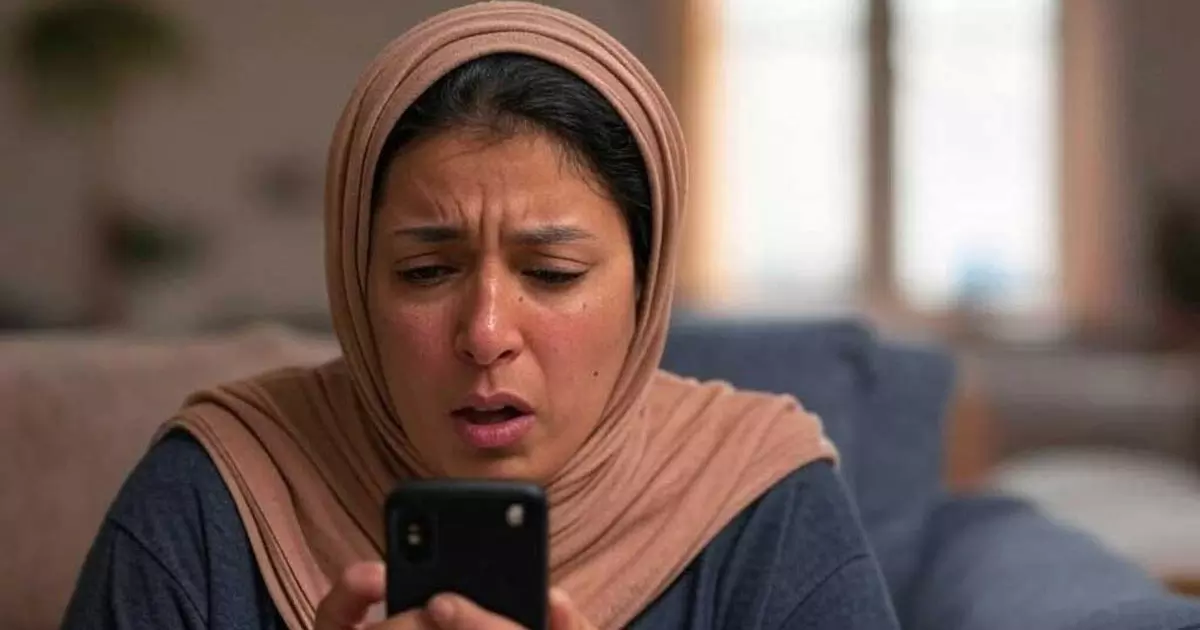 Kuwaiti citizen complains about losing everything from her four bank accounts after installing an app