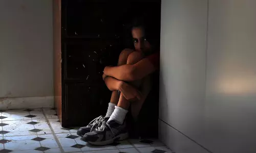 ആലപ്പുഴ നൂറനാട് നാലാം ക്ലാസ് വിദ്യാർഥിയെ രണ്ടാനമ്മ ക്രൂരമായി മർദിച്ചതായി പരാതി