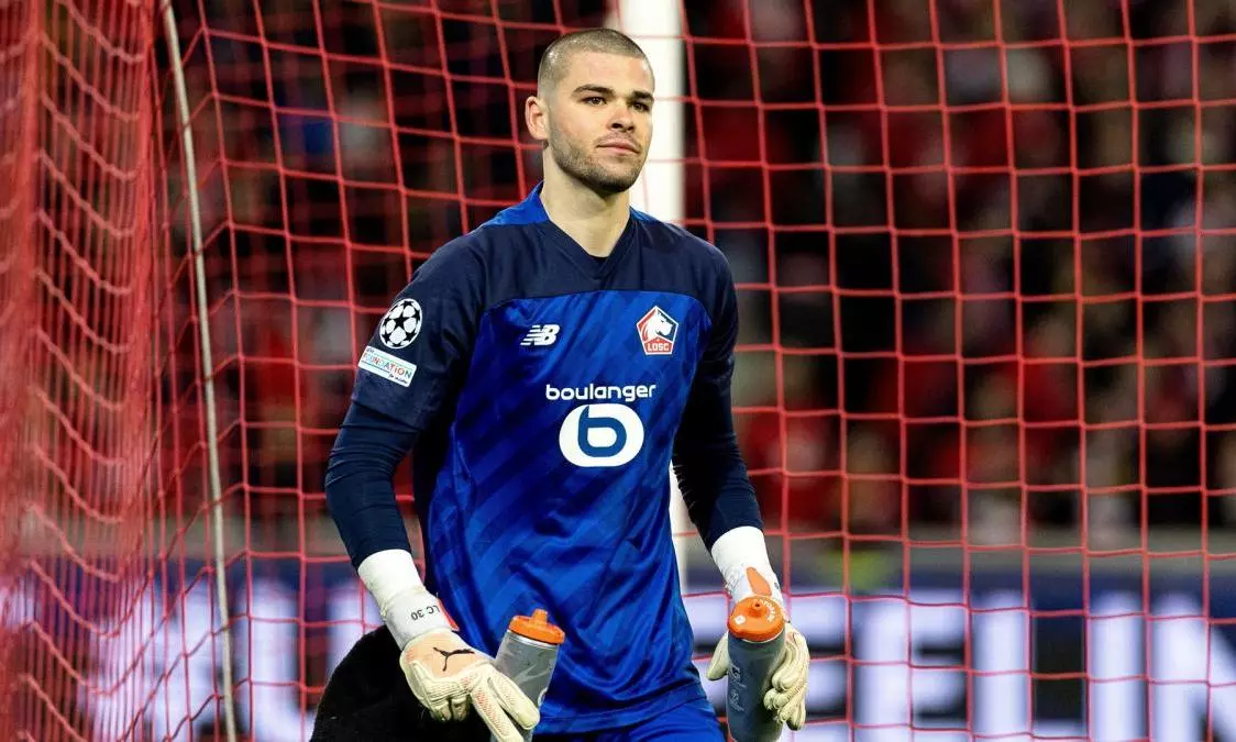 ലില്ലെ ഗോള്‍ കീപ്പര്‍ ലൂക്കാസ് ഷെവലിയറെ സ്വന്തമാക്കി പിഎസ്ജി; ഡോണറുമ്മ ടീം വിട്ടേക്കും