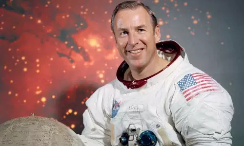 Apollo 13 Astronaut Jim Lovell Dies Aged 97