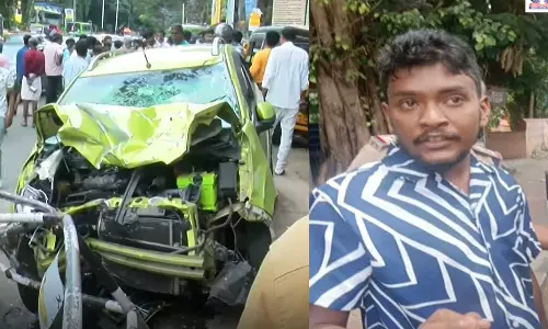 കാർ ഫുട്പാത്തിലേക്ക് ഇടിച്ചു കയറിയുണ്ടായ അപകടം: ഡ്രൈവറുടെ ലൈസൻസ് സസ്പെൻഡ് ചെയ്യും