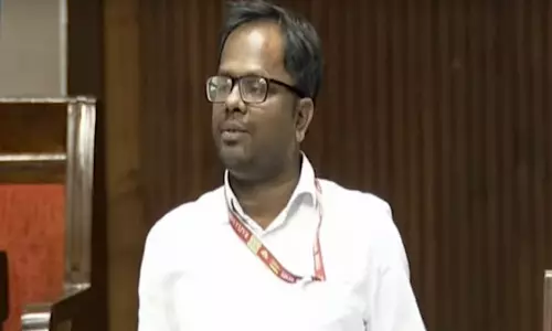 ആധാറും ജനന സർട്ടിഫിക്കറ്റും ഉണ്ടായിരുന്നിട്ടും മുസ്‌ലിം യുവാവിനെ ബംഗ്ലാദേശിലേക്ക് നാടുകടത്തിയതായി തൃണമൂൽ കോൺഗ്രസ്