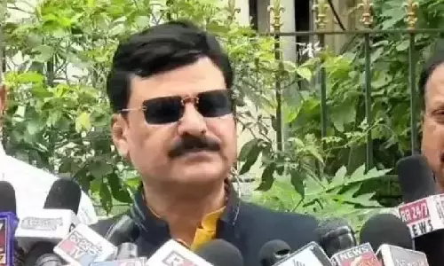 ധർമസ്ഥലയിൽ  മൃതദേഹാവശിഷ്ടങ്ങൾ   കിട്ടിയില്ലെങ്കിൽ  പരാതിക്കാരനെ  തൂക്കിലേറ്റണം; കോൺഗ്രസ് എംഎൽഎ