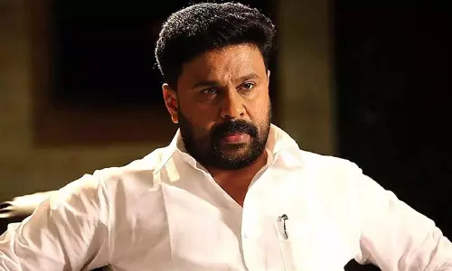 നടിയെ ആക്രമിച്ച കേസ്: വിചാരണ നടപടികള് നീളുന്നതില് ഹൈക്കോടതി റിപ്പോര്ട്ട് തേടി നടിയെ ആക്രമിച്ച കേസ്: വിചാരണ നടപടികള് നീളുന്നതില് ഹൈക്കോടതി റിപ്പോര്ട്ട് തേടി