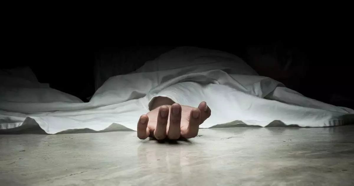 കുവൈത്തിലെ അഹ്മദിയിൽ പ്രവാസി തൊഴിലാളികൾ മരിച്ചു;വിഷമദ്യം കഴിച്ചതിനെ തുടർന്നെന്ന് പ്രാഥമിക നി​ഗമനം