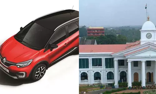 അബ്കാരി കേസിൽ പിടിച്ചെടുത്ത റെനോ ക്യാപ്ച്ചർ കാർ ഇനി സെക്രട്ടേറിയറ്റിലെ പൊതുഭരണ (ഹൗസ് കീപ്പിംഗ്) വകുപ്പിന് അബ്കാരി കേസിൽ പിടിച്ചെടുത്ത റെനോ ക്യാപ്ച്ചർ കാർ ഇനി സെക്രട്ടേറിയറ്റിലെ പൊതുഭരണ (ഹൗസ് കീപ്പിംഗ്) വകുപ്പിന്