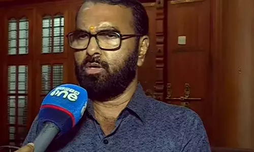 തൃശൂരില്‍ വോട്ട് ചേർത്തപ്പോഴാണ് രണ്ടാം വോട്ടര്‍ ഐഡി കാർഡ് കിട്ടിയത്; വിചിത്ര വിശദീകരണവുമായി ബിജെപി   സംസ്ഥാന വൈസ് പ്രസിഡന്‍റ് വി.ഉണ്ണിക്കൃഷ്ണൻ