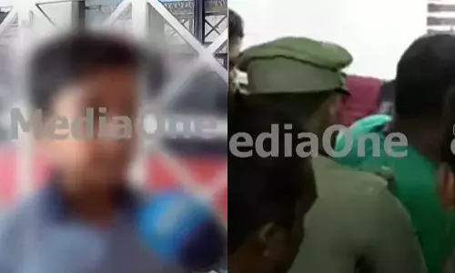 എറണാകുളത്ത് സ്കൂളിൽ വൈകിയെത്തിയതിന് അഞ്ചാം ക്ലാസുകാരനെ ഇരുട്ടുമുറിയിൽ അടച്ചുപൂട്ടിയെന്ന് പരാതി