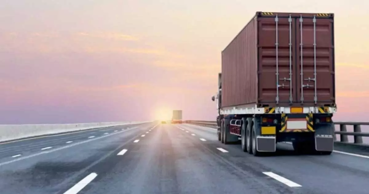 സൗദിയിൽ ട്രക്ക് ഡ്രൈവർമാർക്കായി അഞ്ചു വ്യവസ്ഥകൾ പുറപ്പെടുവിച്ച് ട്രാഫിക് ഡയറക്ടറേറ്റ് സൗദിയിൽ ട്രക്ക് ഡ്രൈവർമാർക്കായി അഞ്ചു വ്യവസ്ഥകൾ പുറപ്പെടുവിച്ച് ട്രാഫിക് ഡയറക്ടറേറ്റ്