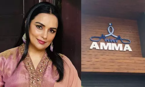 അമ്മയെ ശ്വേത മേനോന്‍ നയിക്കും