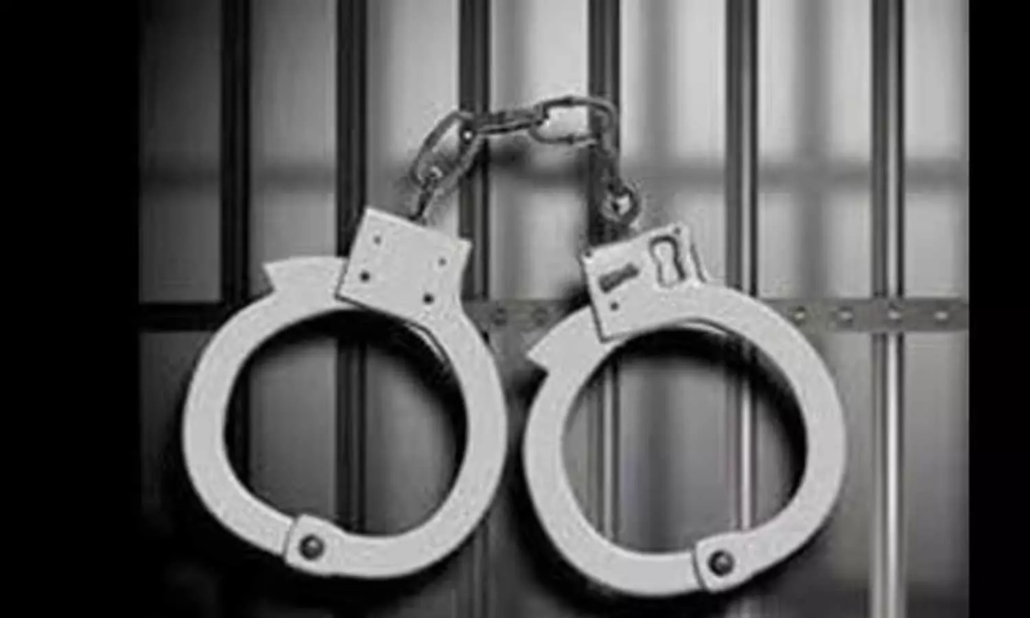 കേരളത്തിലേക്ക് MDMA എത്തിക്കുന്നവരില് പ്രധാനി പിടിയില്; വലയിലായത് നൈജീരിയന് സ്വദേശി ഡിയോ ലയണല് കേരളത്തിലേക്ക് MDMA എത്തിക്കുന്നവരില് പ്രധാനി പിടിയില്; വലയിലായത് നൈജീരിയന് സ്വദേശി ഡിയോ ലയണല്