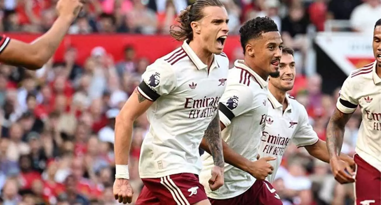 United struggle to win; Arsenal win 1-0 in Premier League