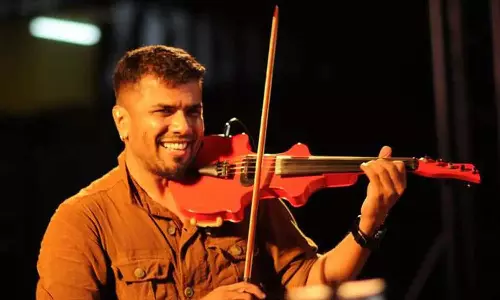 വയലിനിസ്റ്റ് ബാലഭാസ്‌കറിന്റെ മരണത്തില്‍ കൂടുതല്‍ അന്വേഷണം വേണം; കോടതിയെ സമീപിച്ച് മാതാപിതാക്കള്‍