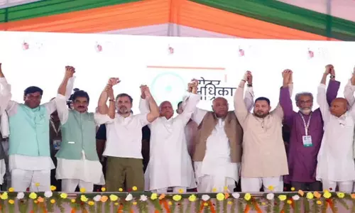 വോട്ടർ അധികാർ യാത്രക്ക് തുടക്കം; ഭരണഘടന സംരക്ഷിക്കാനുള്ള യാത്രയെന്ന് രാഹുൽ ഗാന്ധി