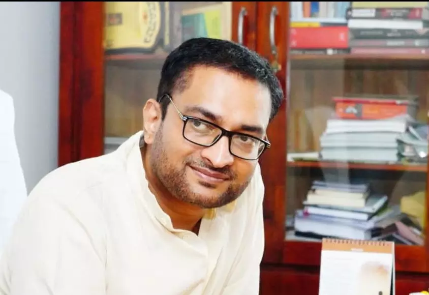 പാസ്പോർട്ട് പുതുക്കാൻ എൻഒസി നൽകിയില്ല; ചീഫ് സെക്രട്ടറി എ.ജയതിലകിനെതിരെ എൻ. പ്രശാന്ത് പാസ്പോർട്ട് പുതുക്കാൻ എൻഒസി നൽകിയില്ല; ചീഫ് സെക്രട്ടറി എ.ജയതിലകിനെതിരെ എൻ. പ്രശാന്ത്