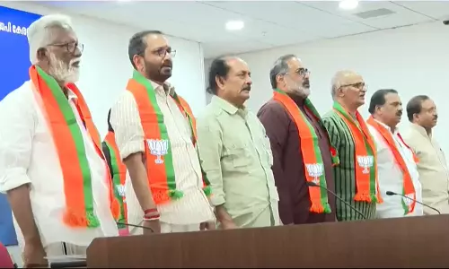 നേമത്ത് രാജീവ് ചന്ദ്രശേഖറും തൃശൂരിൽ സുരേന്ദ്രനും ?; നിയമസഭാ തെരഞ്ഞെടുപ്പിന് മുന്നൊരുക്കം തുടങ്ങി ബിജെപി നേമത്ത് രാജീവ് ചന്ദ്രശേഖറും തൃശൂരിൽ സുരേന്ദ്രനും ?; നിയമസഭാ തെരഞ്ഞെടുപ്പിന് മുന്നൊരുക്കം തുടങ്ങി ബിജെപി