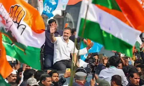 രാഹുൽ ഗാന്ധിയുടെ വോട്ടർ അധികാർ യാത്ര മൂന്നാം ദിനത്തിൽ; യാത്രക്കെതിരെ ലാലുപ്രസാദ് യാദവിന്‍റെ  മകൻ