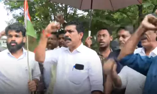 സാനിറ്ററി മാലിന്യ സംസ്‌കരണ പ്ലാന്റ് തുടങ്ങാനായി സ്ഥലം പരിശോധനക്കെത്തിയ ഉദ്യോഗസ്ഥരെ തടഞ്ഞു