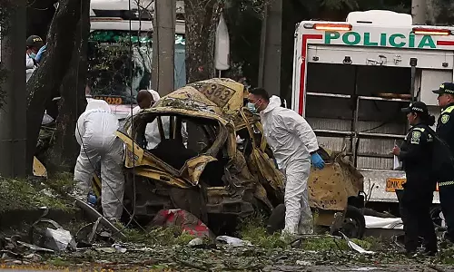 കൊളംബിയയില്‍ കാര്‍ ബോംബാക്രമണത്തിന് പിന്നാലെ ഹെലികോപ്ടറിന് നേരെ ഡ്രോണ്‍ ആക്രമണവും; 12 പൊലീസുകാർ ഉൾപ്പടെ 17 പേർ മരിച്ചു