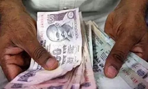 സർക്കാരിന്റെ ഓണസമ്മാനം; രണ്ടു മാസത്തെ ക്ഷേമ പെൻഷൻ ഒന്നിച്ചുനൽകും