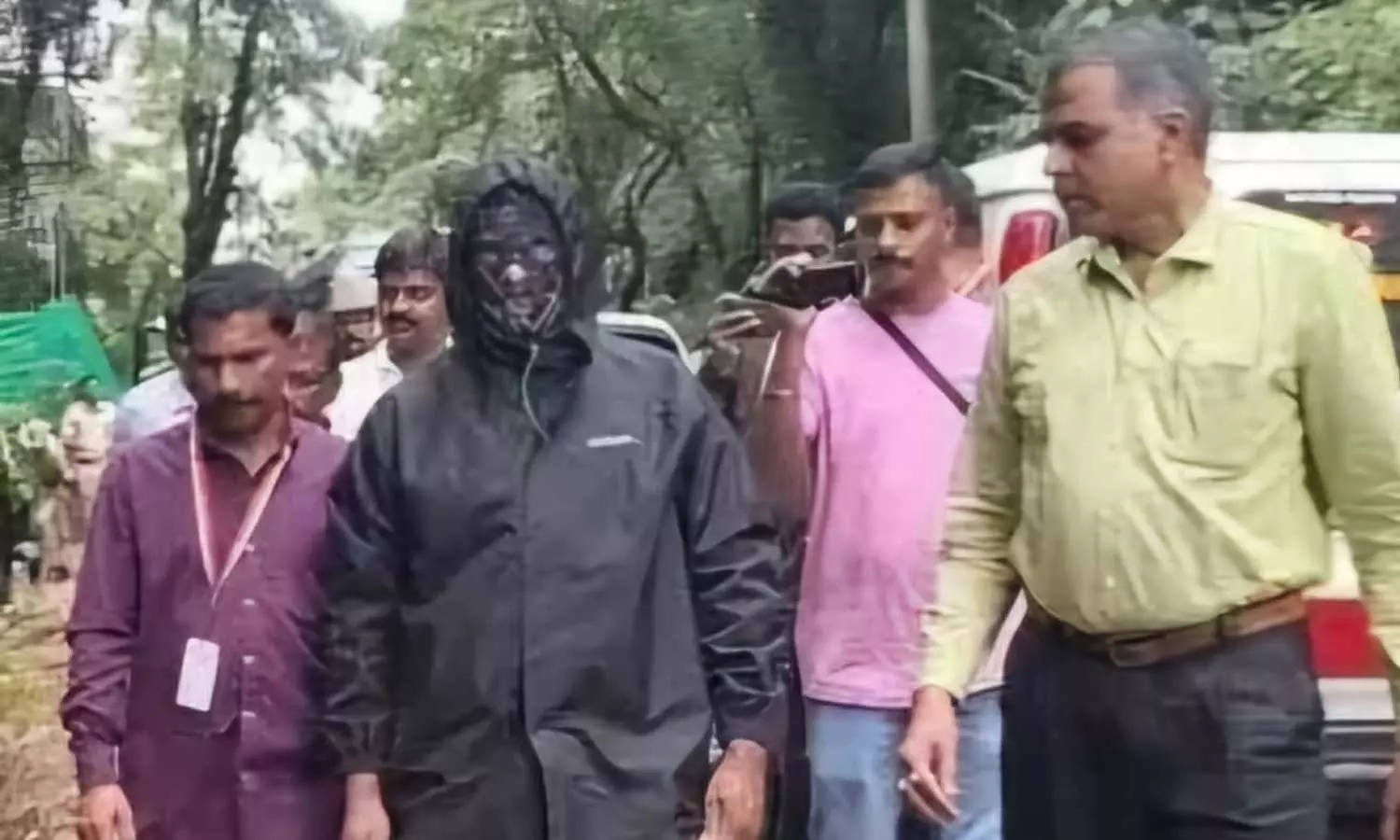 ധർമ്മസ്ഥലയിലെ ദുരൂഹ മരണങ്ങൾ: അന്വേഷണത്തിൽ ട്വിസ്റ്റ്, വെളിപ്പെടുത്തൽ  നടത്തിയ  മുൻ ശുചീകരണ തൊഴിലാളി   അറസ്റ്റിൽ