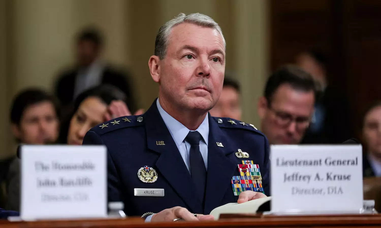 പെന്റഗൺ ഇന്റലിജൻസ് മേധാവി ജനറൽ ജെഫ്രി ക്രൂസിനെ പുറത്താക്കി ട്രംപ് ഭരണകൂടം